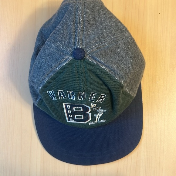 Looney Tunes kids Hat, Warner Bros Bugs Bunny - Picture 2 of 6
